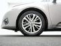 Toyota Avensis 1.8 VVT-i Executive | Stoelverwarming | Zwart leder | Navigatie |