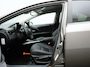 Toyota Avensis 1.8 VVT-i Executive | Stoelverwarming | Zwart leder | Navigatie |