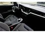 Kia Niro EV e-Niro DynamicPlusLine 64 kWh | Panorama-Schuifdak | Camera | Trekhaak | Adapt Cr.Control | Navi | PDC | Tot 10j. Kia Garantie |