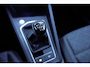 Volkswagen Golf 1.5 TSI Life | Achteruitrijcamera | Parkeersensoren | Lichtmetalen Velgen | Privacy Glas | LED Koplampen | Climate Control | Cruise Control Adaptief | Apple Carplay | Android Auto