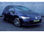 Volkswagen Golf 1.5 TSI Life | Achteruitrijcamera | Parkeersensoren | Lichtmetalen Velgen | Privacy Glas | LED Koplampen | Climate Control | Cruise Control Adaptief | Apple Carplay | Android Auto