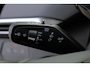 Volkswagen ID.4 Pro Limited Edition Plus 77 kWh 286PK / 210kW, Assistance Pakket 'IQ.DRIVE' (Elektrische achterklep (Easy Open & Close), rondomzichtcamera (Area View), parkeerassistent met geheugenfunctie (Park Assist Pro), adaptieve cruise control (ACC) met Travel Assist, Keyless Access, draadloze telefoonlader), Comfort Pakket plus (3-zone climatronic, verwarmbare voorruit, verwarmbare voorstoelen, verwarmbaar multifunctioneel lederen stuurwiel), panoramadak, LED Matrix (IQ.Lights), 19" 'Bergen' LMV, dynamisch grootlichtassistent (Dynamic Light Assist), Apple Carplay & Android Auto etc.