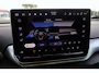 Volkswagen ID.4 Pro Limited Edition Plus 77 kWh 286PK / 210kW, Assistance Pakket 'IQ.DRIVE' (Elektrische achterklep (Easy Open & Close), rondomzichtcamera (Area View), parkeerassistent met geheugenfunctie (Park Assist Pro), adaptieve cruise control (ACC) met Travel Assist, Keyless Access, draadloze telefoonlader), Comfort Pakket plus (3-zone climatronic, verwarmbare voorruit, verwarmbare voorstoelen, verwarmbaar multifunctioneel lederen stuurwiel), panoramadak, LED Matrix (IQ.Lights), 19" 'Bergen' LMV, dynamisch grootlichtassistent (Dynamic Light Assist), Apple Carplay & Android Auto etc.