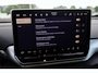 Volkswagen ID.4 Pro Limited Edition Plus 77 kWh 286PK / 210kW, Assistance Pakket 'IQ.DRIVE' (Elektrische achterklep (Easy Open & Close), rondomzichtcamera (Area View), parkeerassistent met geheugenfunctie (Park Assist Pro), adaptieve cruise control (ACC) met Travel Assist, Keyless Access, draadloze telefoonlader), Comfort Pakket plus (3-zone climatronic, verwarmbare voorruit, verwarmbare voorstoelen, verwarmbaar multifunctioneel lederen stuurwiel), panoramadak, LED Matrix (IQ.Lights), 19" 'Bergen' LMV, dynamisch grootlichtassistent (Dynamic Light Assist), Apple Carplay & Android Auto etc.