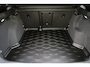 Volkswagen ID.4 Pro Limited Edition Plus 77 kWh 286PK / 210kW, Assistance Pakket 'IQ.DRIVE' (Elektrische achterklep (Easy Open & Close), rondomzichtcamera (Area View), parkeerassistent met geheugenfunctie (Park Assist Pro), adaptieve cruise control (ACC) met Travel Assist, Keyless Access, draadloze telefoonlader), Comfort Pakket plus (3-zone climatronic, verwarmbare voorruit, verwarmbare voorstoelen, verwarmbaar multifunctioneel lederen stuurwiel), panoramadak, LED Matrix (IQ.Lights), 19" 'Bergen' LMV, dynamisch grootlichtassistent (Dynamic Light Assist), Apple Carplay & Android Auto etc.