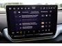 Volkswagen ID.4 Pro Limited Edition Plus 77 kWh 286PK / 210kW, Assistance Pakket 'IQ.DRIVE' (Elektrische achterklep (Easy Open & Close), rondomzichtcamera (Area View), parkeerassistent met geheugenfunctie (Park Assist Pro), adaptieve cruise control (ACC) met Travel Assist, Keyless Access, draadloze telefoonlader), Comfort Pakket plus (3-zone climatronic, verwarmbare voorruit, verwarmbare voorstoelen, verwarmbaar multifunctioneel lederen stuurwiel), panoramadak, LED Matrix (IQ.Lights), 19" 'Bergen' LMV, dynamisch grootlichtassistent (Dynamic Light Assist), Apple Carplay & Android Auto etc.