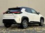 Toyota Yaris Cross 1.5 Hybrid 130 GR SPORT / Dealer onderhouden / tot 10 Jaar Toyota Garantie / Adaptieve CC / Navigatie / Stuur-, stoel- & voorruitverwarming / Dode hoek detectie / Climate Control / Apple Carplay Android / 18" LM wielen /