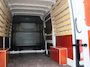 Volkswagen Crafter 2.0 TDI L3H3 Highline 140PK | Automaat | Trekhaak | Navigatie | Cruise Control | Multifunctioneel Stuurwiel | Apple/Android Carplay | DAB+ | Parkeersensoren Voor + Achter | Achteruitrijcamera |