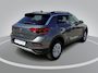 Volkswagen T-Roc 1.0TSI/110PK Life Business · Navigatie · Apple/Android Car Play · Stoelverwarming · Garantie t/m 06-06-2027 of 100000km.