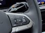 Volkswagen T-Roc Life First Edition 1.5 eTSI 85 kW / 116 PK | Stuur-/Stoelverwarming | Trekhaak | Keyless |
