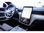 Volvo EX90 Twin Motor Ultra Executive Edition 7p. 106 kWh | Google | Bowers & Wilkins Audio | Luchtvering | Getint Glas | 360 Camera | Elektrochromatisch Panoramadak | Stoelverwarming Voor + Achter | Warmtepomp | Dodehoekdetectie | Elek. Stoelen | Elek. Achterklep | 22" LM