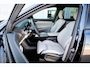 Volvo EX90 Twin Motor Ultra Executive Edition 7p. 106 kWh | Google | Bowers & Wilkins Audio | Luchtvering | Getint Glas | 360 Camera | Elektrochromatisch Panoramadak | Stoelverwarming Voor + Achter | Warmtepomp | Dodehoekdetectie | Elek. Stoelen | Elek. Achterklep | 22" LM