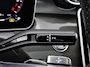 Mercedes-Benz C-klasse 300 e AMG Line | Panoramadak | Night Pakket | Trekhaak Wegklapbaar | Achteruitrijcamera | Stoelverwarming | Sfeerverlichting | Dodehoekassistentie