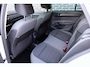 Skoda Fabia Combi 1.0 TSI 95pk Ambition | Volautomatische airconditioning | All season banden | Parkeersensoren achter