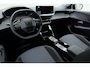 Peugeot e-208 EV Allure 50 kWh 136pk | Navigatie | Climate Control | Camera | Cruise Control | Keyless Start | Lichtmetalen Velgen | Apple Carplay - Android Auto