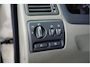 Volvo V70 Cross Country 2.4 T Geartr. Comf. | Blijvend Youngtimer | Trekhaak | Lage stand |