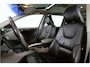 Volvo V70 Cross Country 2.4 T Geartr. Comf. | Blijvend Youngtimer | Trekhaak | Lage stand |