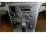 Volvo V70 Cross Country 2.4 T Geartr. Comf. | Blijvend Youngtimer | Trekhaak | Lage stand |