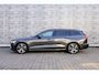 Volvo V60 B3 aut. Essential Edition | Achteruitrijcamera | Parkeersensoren |  Cruise Control | Navigatie | Apple Carplay | Android Auto