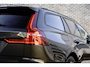 Volvo V60 B3 aut. Essential Edition | Achteruitrijcamera | Parkeersensoren |  Cruise Control | Navigatie | Apple Carplay | Android Auto