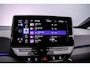 Volkswagen ID.3 Life 58 kWh 145pk Automaat Adaptive cruise control, Navigatie, Parkeersensoren, Stoelverwarming, LED koplampen, App connect