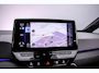 Volkswagen ID.3 Life 58 kWh 145pk Automaat Adaptive cruise control, Navigatie, Parkeersensoren, Stoelverwarming, LED koplampen, App connect