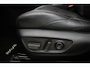 Toyota RAV4 2.5 Plug-in Hybrid AWD Bi-Tone Plus | Dodehoek detectie | Navigatie | Apple Carplay / Android Auto | 360 camera | Leder | Stoelverwarming/-ventilatie | Stuurwiel verwamd | Verwarmbare voorruit | JBL | Head-up display | Digitale binnenspiegel | 19 inch