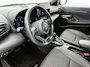 Toyota Yaris Cross 1.5 Hybrid 115 First Edition Comfort Pack | BTW Voertuig | Stoel+stuurverwarming | Dodehoek detectie | Parkeersensoren voor+achter | Navigatie | Apple CarPlay/Android auto | Climate Control | Cruise Control Adaptive |