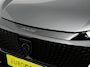 Peugeot E-3008 210 GT-Line Automaat Climate control Adaptieve cruise control 360 camera Keyless Apple Carplay/ Android auto Led Verwarmde voorstoelen Stuurverwarming Parkeersensoren Navigatie Afneembare Trekhaak