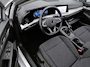 Volkswagen Golf 1.0 TSI Life / Navigatie / App connect / Parkeersensoren V+A  / Climate controle /