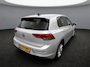 Volkswagen Golf 1.0 TSI Life / Navigatie / App connect / Parkeersensoren V+A  / Climate controle /