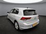 Volkswagen Golf 1.0 TSI Life / Navigatie / App connect / Parkeersensoren V+A  / Climate controle /