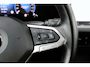 Volkswagen Golf 1.5 eTSI 150pk DSG 1st Edition Style | Panoramadak | Elek. Stoel | Achterbank Verwarmd