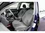 Volkswagen Golf 1.5 eTSI 150pk DSG 1st Edition Style | Panoramadak | Elek. Stoel | Achterbank Verwarmd