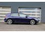 Volkswagen Golf 1.5 eTSI 150pk DSG 1st Edition Style | Panoramadak | Elek. Stoel | Achterbank Verwarmd