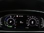 Volkswagen Tiguan 1.5 eHybrid Edition 20 SOH 93,3 % | R-Line | Trekhaak | LED | Camera | Apple Carplay |