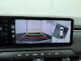 Kia EV3 GT-PlusLine 81.4 kWh - Draadloze Apple CarPlay / Android Auto - Stoel en stuurwiel verwarming - Panoramadak - Harman Kardon Audio - Dodehoek assistent - Fabrieksgarantie tot 05-2032