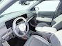 Kia EV3 GT-PlusLine 81.4 kWh - Draadloze Apple CarPlay / Android Auto - Stoel en stuurwiel verwarming - Panoramadak - Harman Kardon Audio - Dodehoek assistent - Fabrieksgarantie tot 05-2032