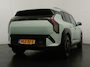 Kia EV3 GT-PlusLine 81.4 kWh - Draadloze Apple CarPlay / Android Auto - Stoel en stuurwiel verwarming - Panoramadak - Harman Kardon Audio - Dodehoek assistent - Fabrieksgarantie tot 05-2032