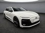 Audi A6 Avant e-tron S edition performance 100 kWh / 367pk · Panoramadak · Luchtvering · Nappa- Leder · 360 Camera · Head-Up Display · Bang & Olufsen soundsystem · 21'' · Tech-Pro · Winterpakket · Stoelventilatie ·