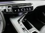 Peugeot E-3008 SUV Allure Avantage 73 kWh 210pk | Accu 95% | 526km WLTP Actieradius | Navigatie | 360° Camera | Stuurverwarming | Adaptieve Cruise Control | Climate Control | Parkeersensoren v+a | Dodehoeksensor | Led koplampen | Keyless | Draadloze Apple Carplay / Android Auto + Telefoonlader | Donker getint glas | Trekhaak | 19" Lichtmetalen velgen |