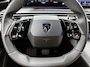Peugeot E-3008 SUV Allure Avantage 73 kWh 210pk | Accu 95% | 526km WLTP Actieradius | Navigatie | 360° Camera | Stuurverwarming | Adaptieve Cruise Control | Climate Control | Parkeersensoren v+a | Dodehoeksensor | Led koplampen | Keyless | Draadloze Apple Carplay / Android Auto + Telefoonlader | Donker getint glas | Trekhaak | 19" Lichtmetalen velgen |