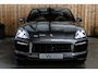 Porsche Cayenne Coupé 3.0 E-Hybrid *Pano*Sport Design*Sportuitlaat*Soft-Close*Sportstoelen*