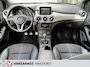 Mercedes-Benz B-klasse 180 Ambition Navigatie/LED/PDC/Airco/Trekhaak/Bluetooth