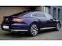 Volkswagen Arteon 2.0 TSI 190PK 3X R-LINE Pano.Dak DynAudio Standkachel 360-View 19inch LM ACC Trekhaak *Atlantic Blue Pearl*