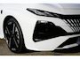 Peugeot 308 1.2 Hybrid 145 e-DCS6 GT | Panorama/schuifdak | Luxe stoelen | Focal | Trekhaak | Nieuw model | 5.000km |