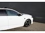 Peugeot 308 1.2 Hybrid 145 e-DCS6 GT | Panorama/schuifdak | Luxe stoelen | Focal | Trekhaak | Nieuw model | 5.000km |