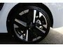 Peugeot 308 1.2 Hybrid 145 e-DCS6 GT | Panorama/schuifdak | Luxe stoelen | Focal | Trekhaak | Nieuw model | 5.000km |