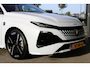 Peugeot 308 1.2 Hybrid 145 e-DCS6 GT | Panorama/schuifdak | Luxe stoelen | Focal | Trekhaak | Nieuw model | 5.000km |
