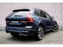 Volvo XC60 2.0 T6 Plug-in Hybrid AWD Ultra Dark | Trekhaak | Luchtvering | 360 Graden Camera | Panoramadak | Head-up Display | Harman Kardon Audio | Keyless Entry | Elektrische Achterklep | Elektrisch Verstelbare Voorstoelen | Stoelverwarming voor en achter | Cruise Control Adaptief | BLIS | Google Navigatie | Apple Carplay | Android Auto